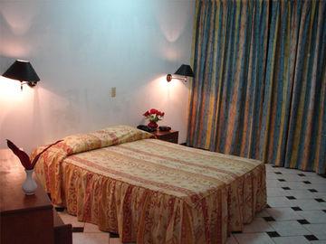 Hotel Don Carlos Puerto Maldonado Ngoại thất bức ảnh